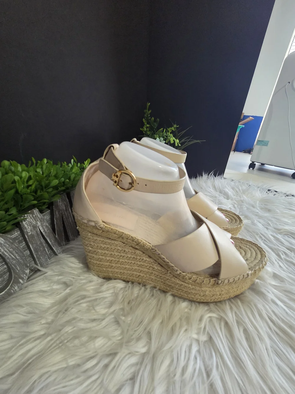 Tory Burch Selby Tan Leather Espadrille Ankle-Strap Wedge Sandals. Size 10